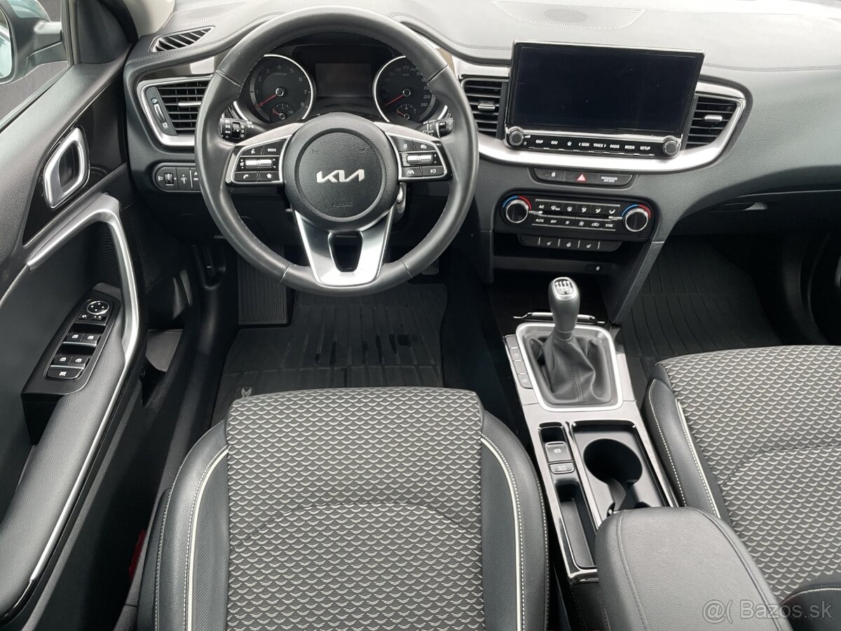 Predám KIA XCEED 1,5 T - GDI 103kW MT6 GOLD - 15