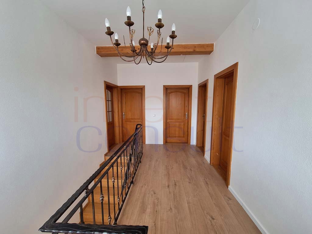 2352 EXKLUZÍVNA PONUKA PRENÁJMU NADŠTANDARDNÉHO RODINNÉHO DO - 15