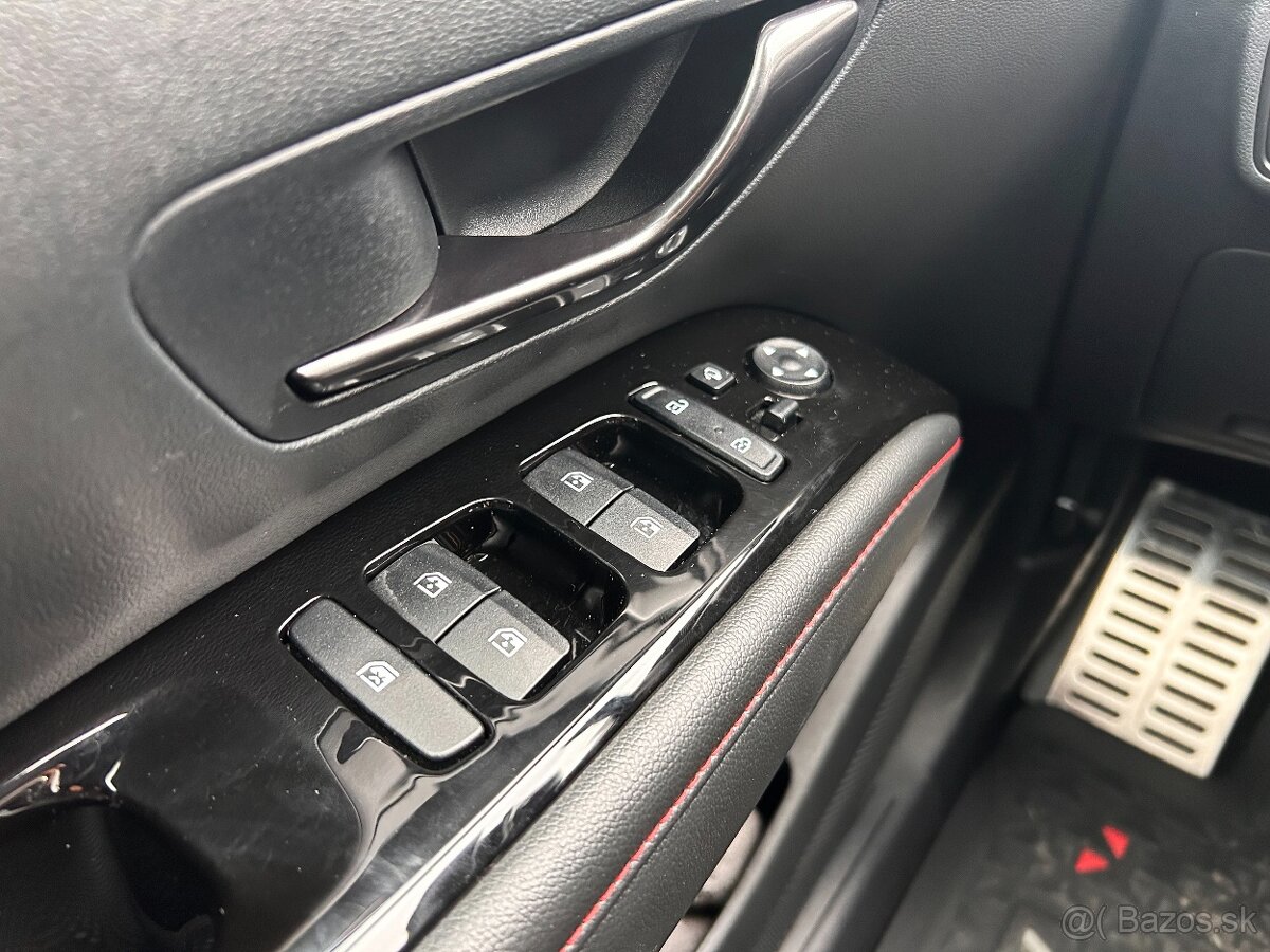 Hyundai Tucson 1.6 T-GDi HEV 6AT 4x4 N-LINE+ - 15