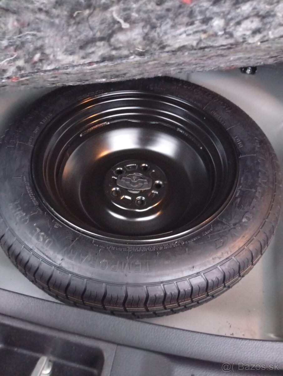 Predam Suzuki S-cross Premium1,4 Hybrid s tažnym zariadenim. - 15