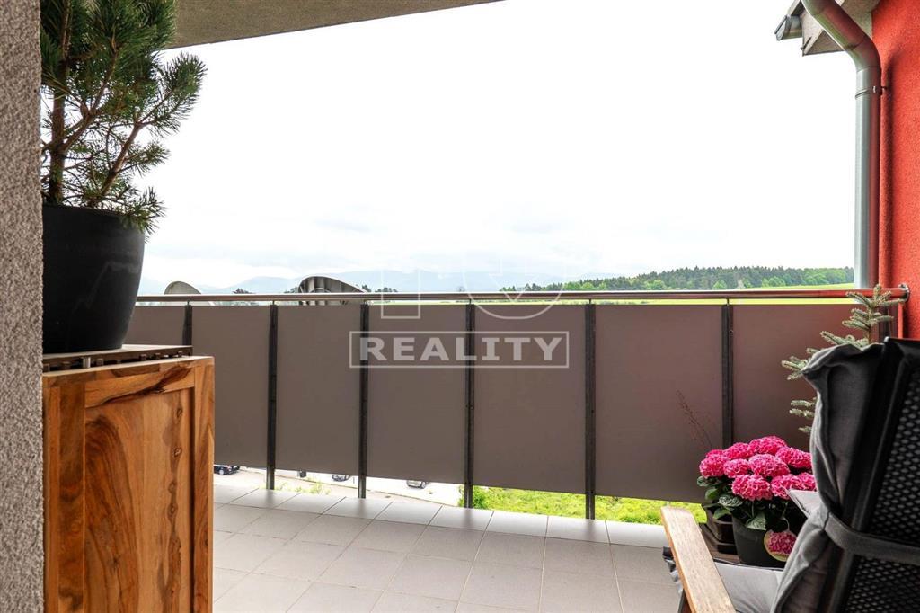 155m2 LUXUSU: byt s garážou, terasou a 2 saunami - 15