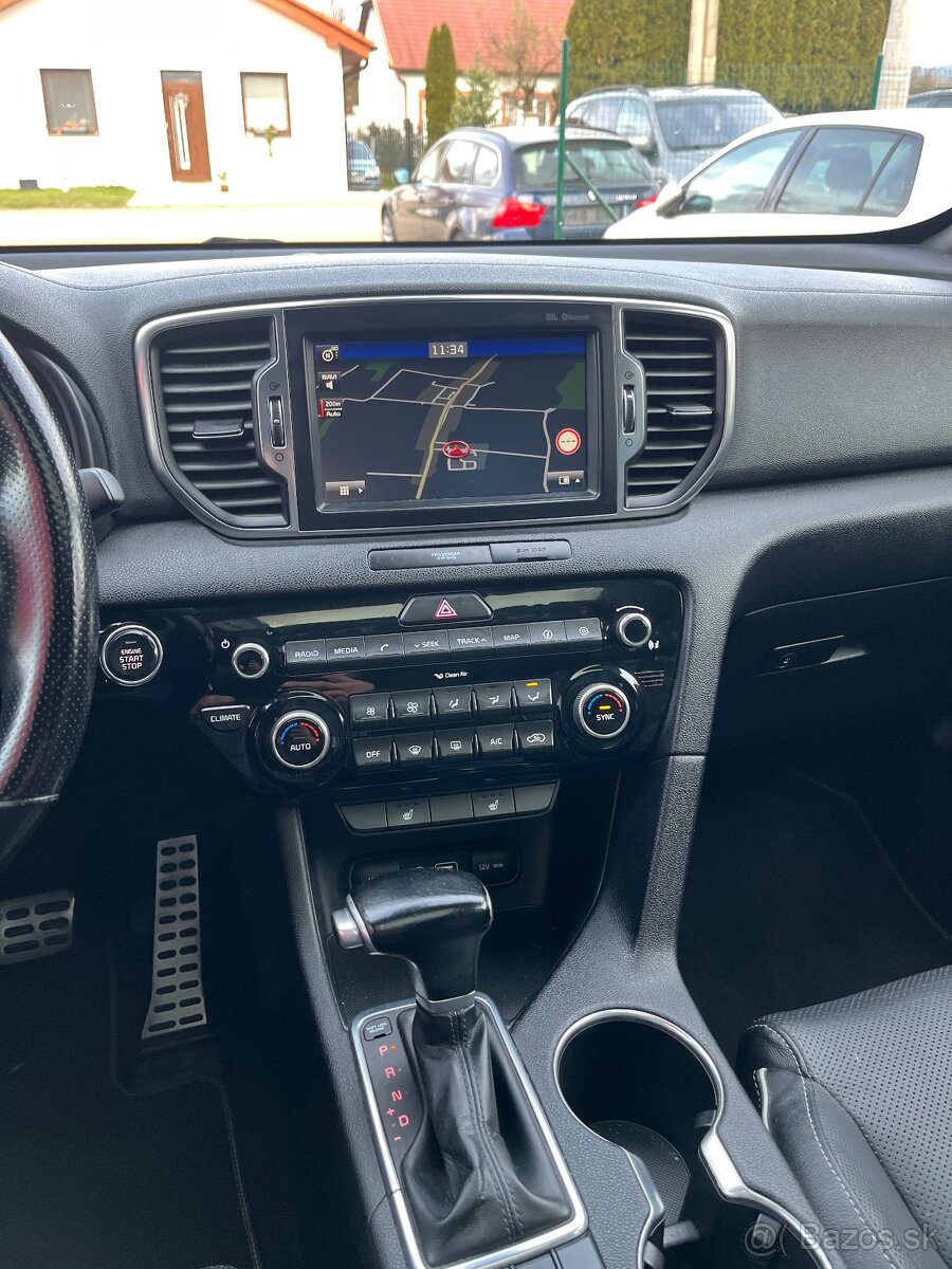 KIA Sportage 2.0 CRDi GT-Line = 4WD (4x4), A/T Panoráma = - 15