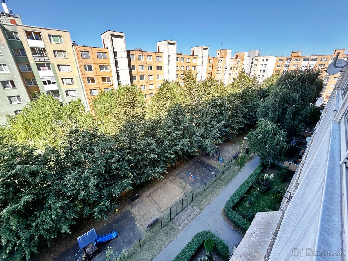 4-izbový byt s loggiou, 80 m², Bukurešťská ul. - 15