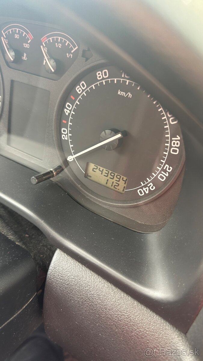 Škoda Octavia Combi 1.9 tdi + Tažné - 15