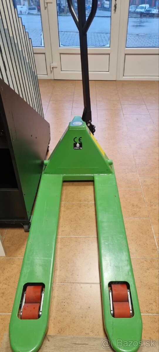 Rozpredáj predajné - 15