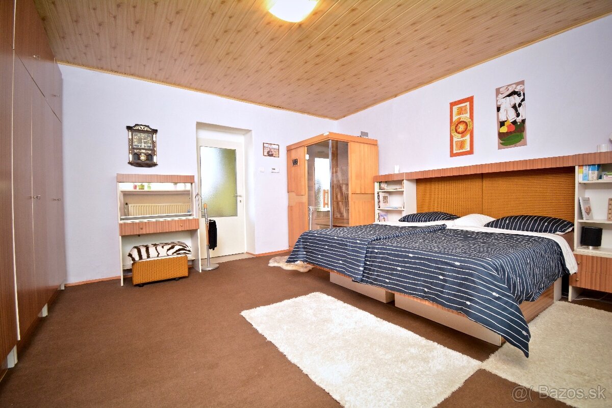 Predaj 4- izbový rodinný dom s garážou a záhradou - 15