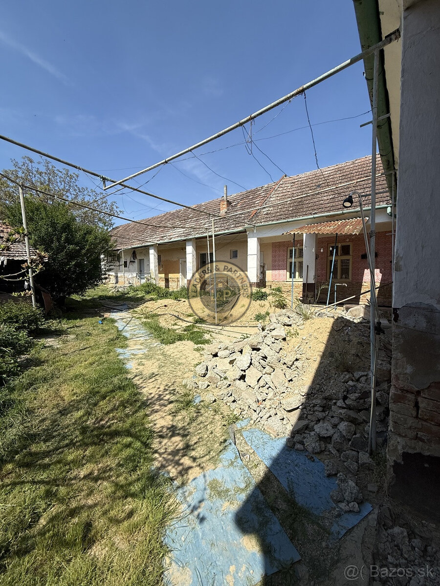 Na predaj starší rodinný dom v obci Tepličky okr. Hlohovec - 15