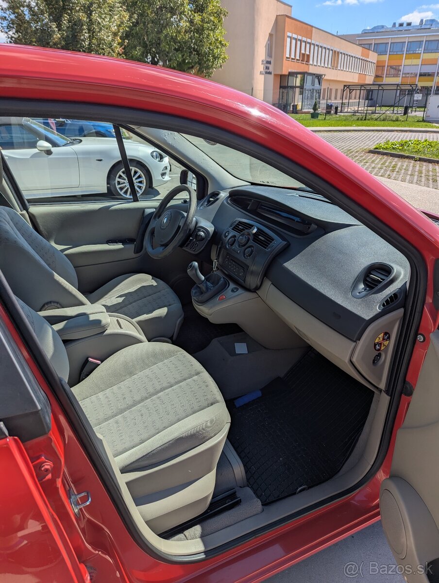 Predám Renault Scenic II 1.6 2004 - 15