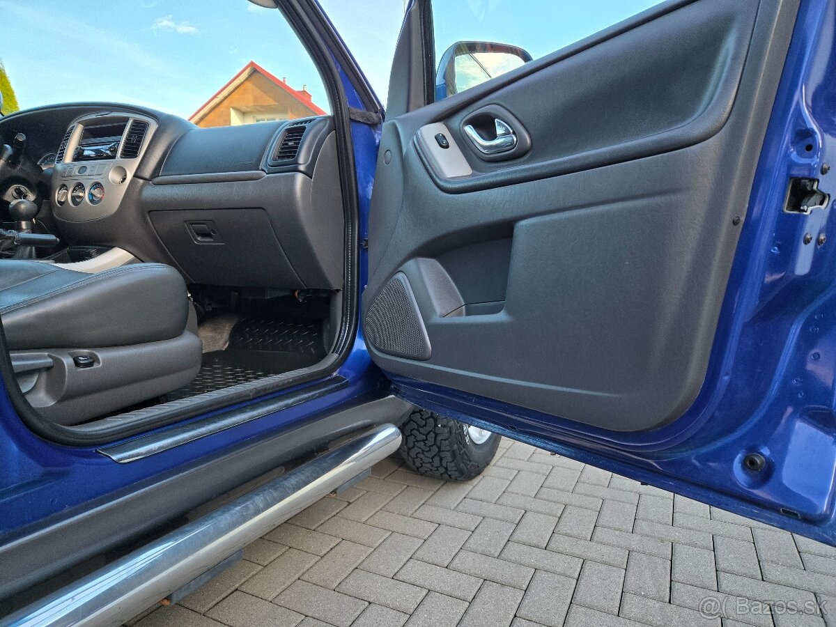 Mazda Tribute 2.3i 4x4 - 15