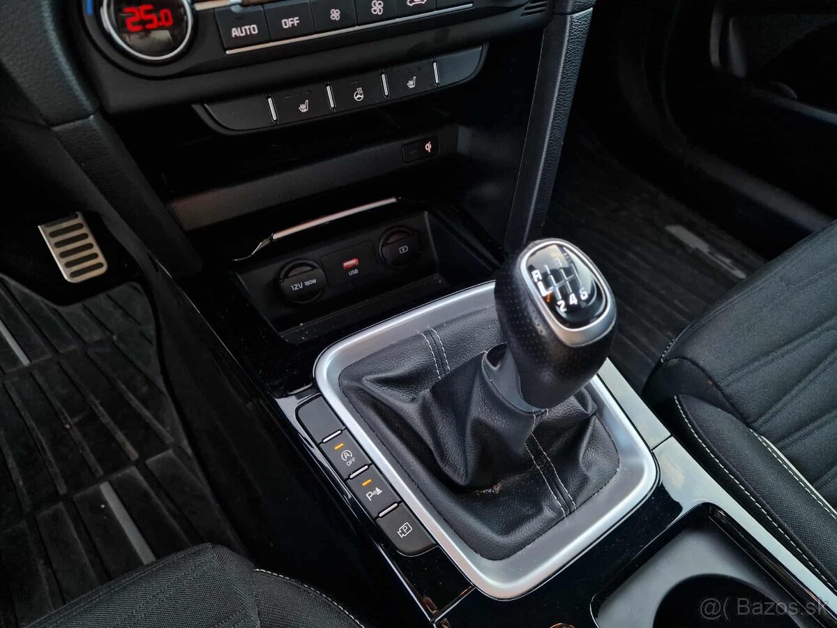 KIA pro ceed GT line 2022/05 40k km ako nové Plná vybava - 15