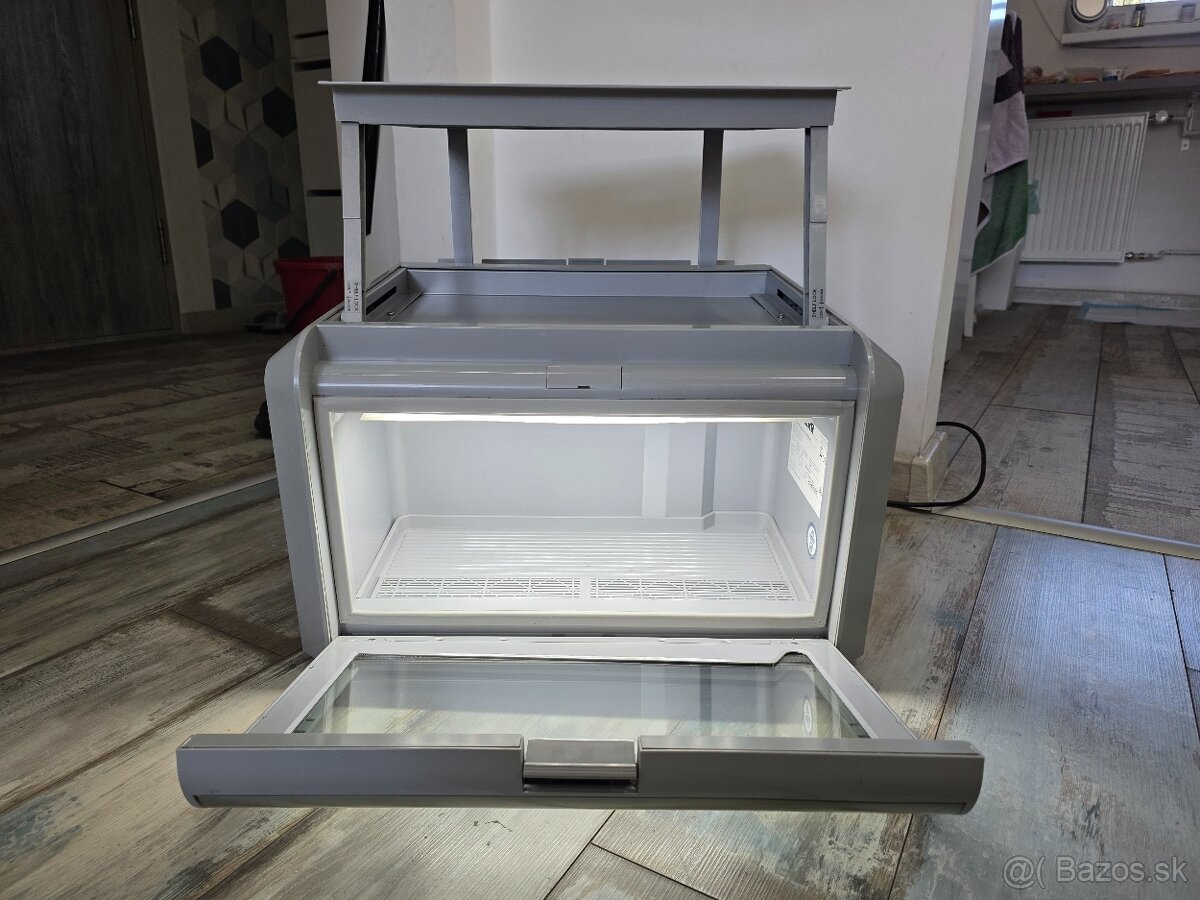 Red Bull chladnicka - 15