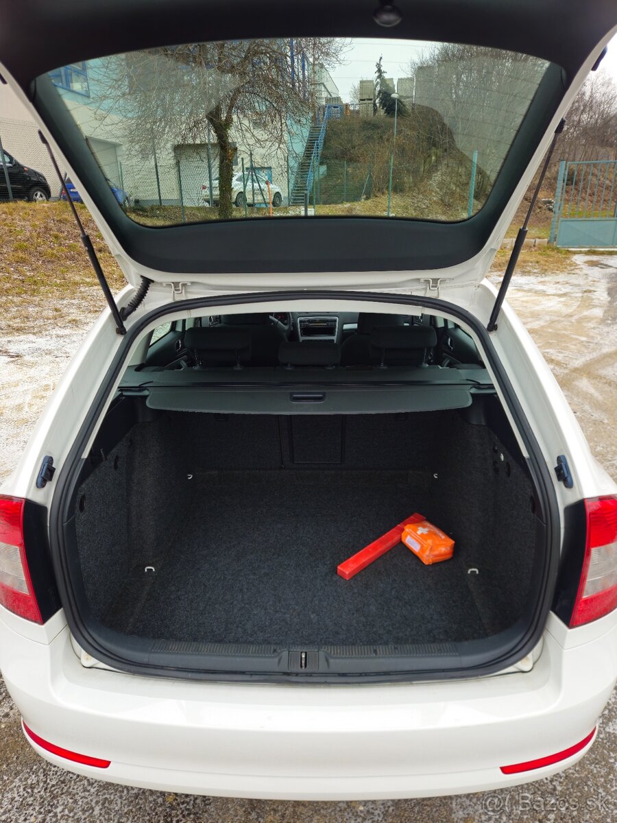 Skoda octavia 1.6tdi 77kw combi 2012 - 15