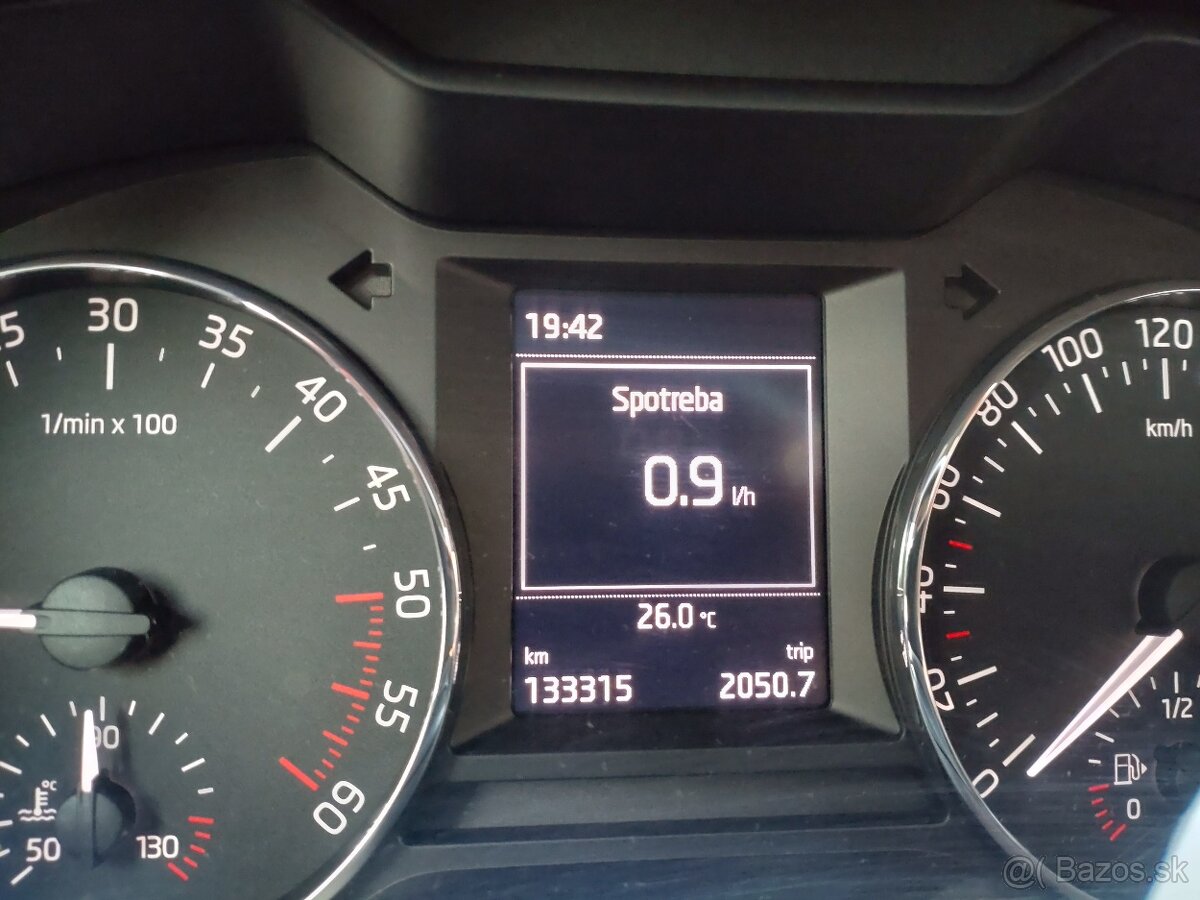 Škoda Octavia 3 1.6 TDi 81 kw - 15