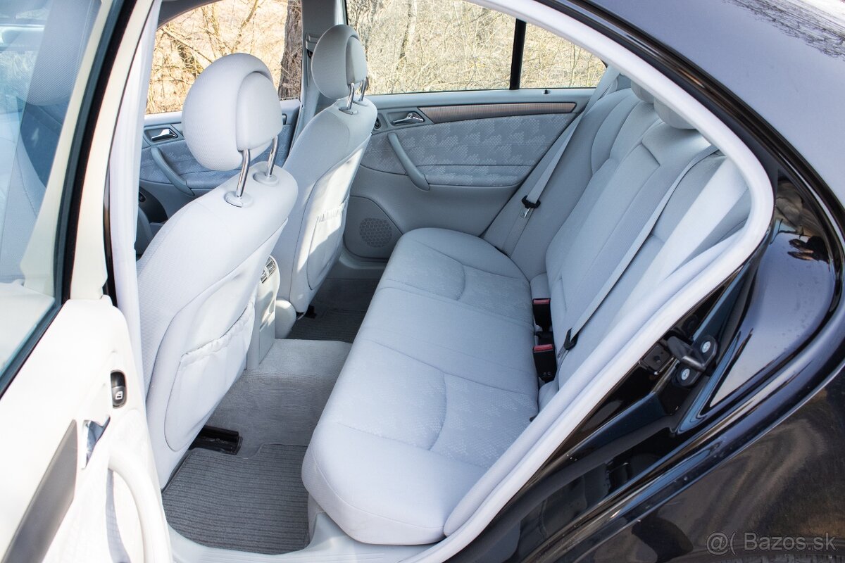 Mercedes-Benz C 180 Kompressor Avantgarde AT - 15