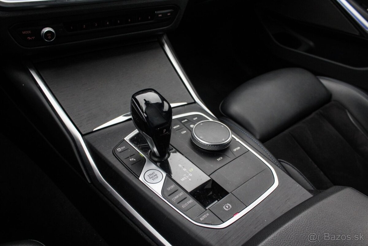 BMW Rad 3 320d xDrive A/T MPacket. AJ NA SPLÁTKY - 15