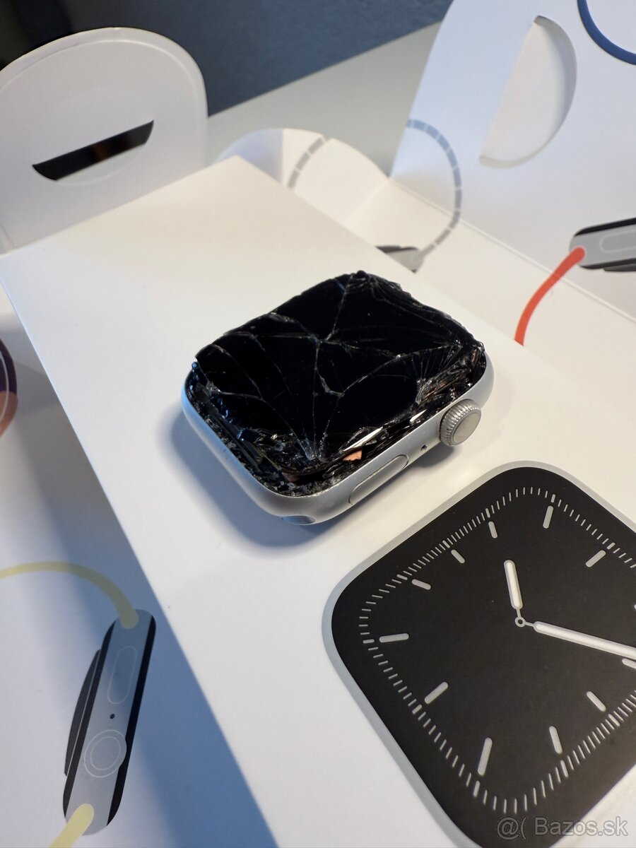 Apple Watch 5 -42mm, Apple Watch 7 - 45mm, Nabíjací Adaptér - 15