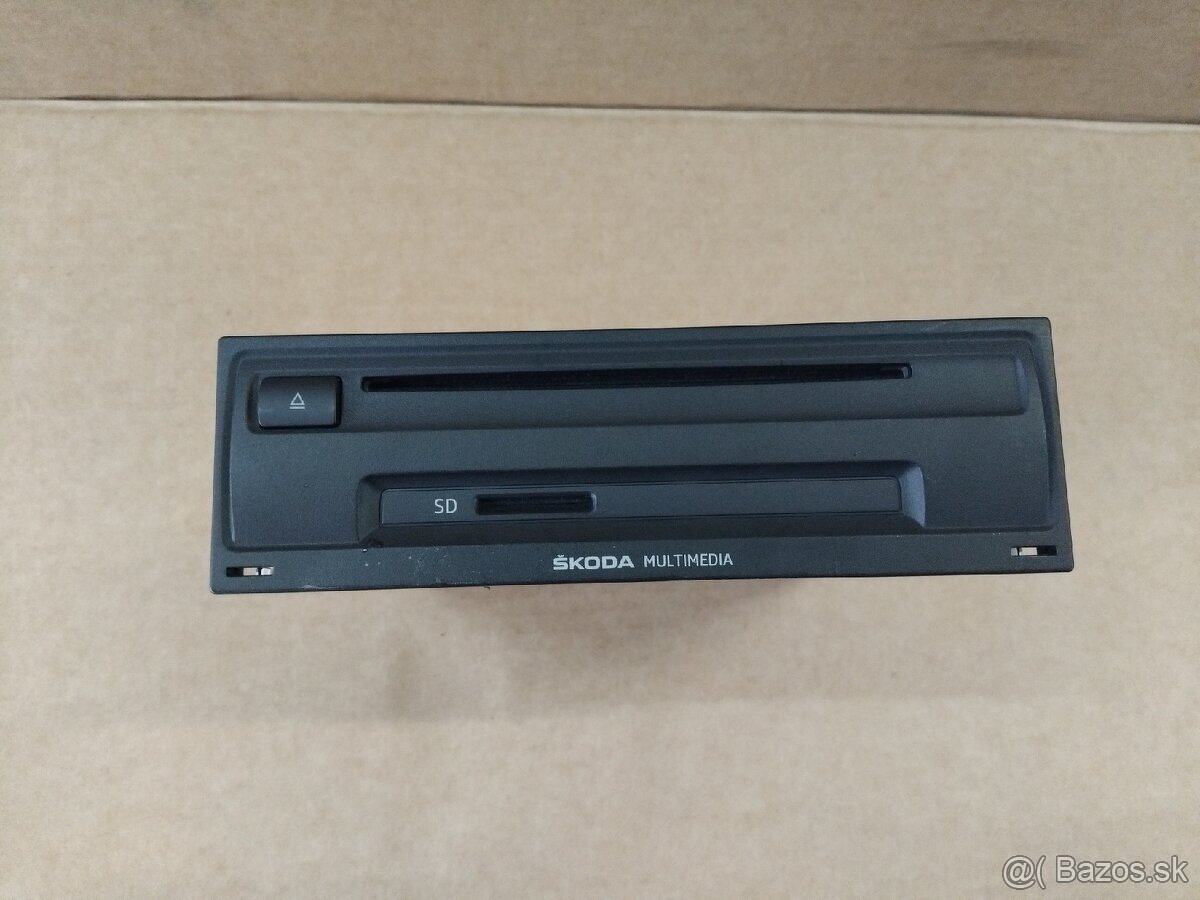 autorádio Octavia 3 - displej, čítačka - 15