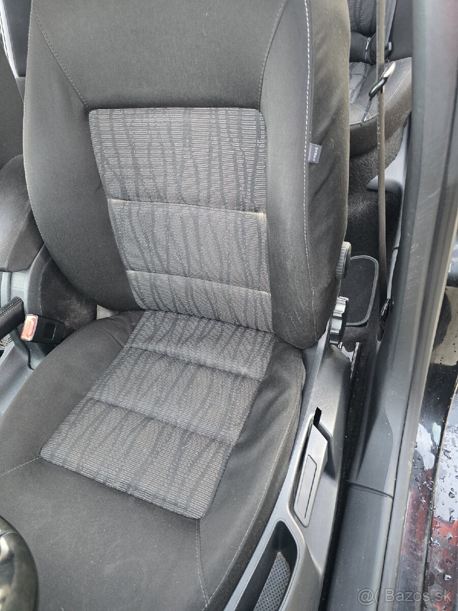 Škoda Octavia 2 Combi 4x4 2.0tdi 103kw 2011 - 15