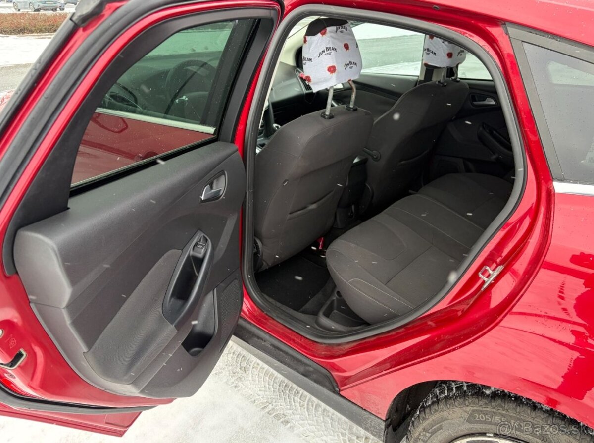 Ford Focus 1.6 EB 110kw TOP VÝBAVA - 15