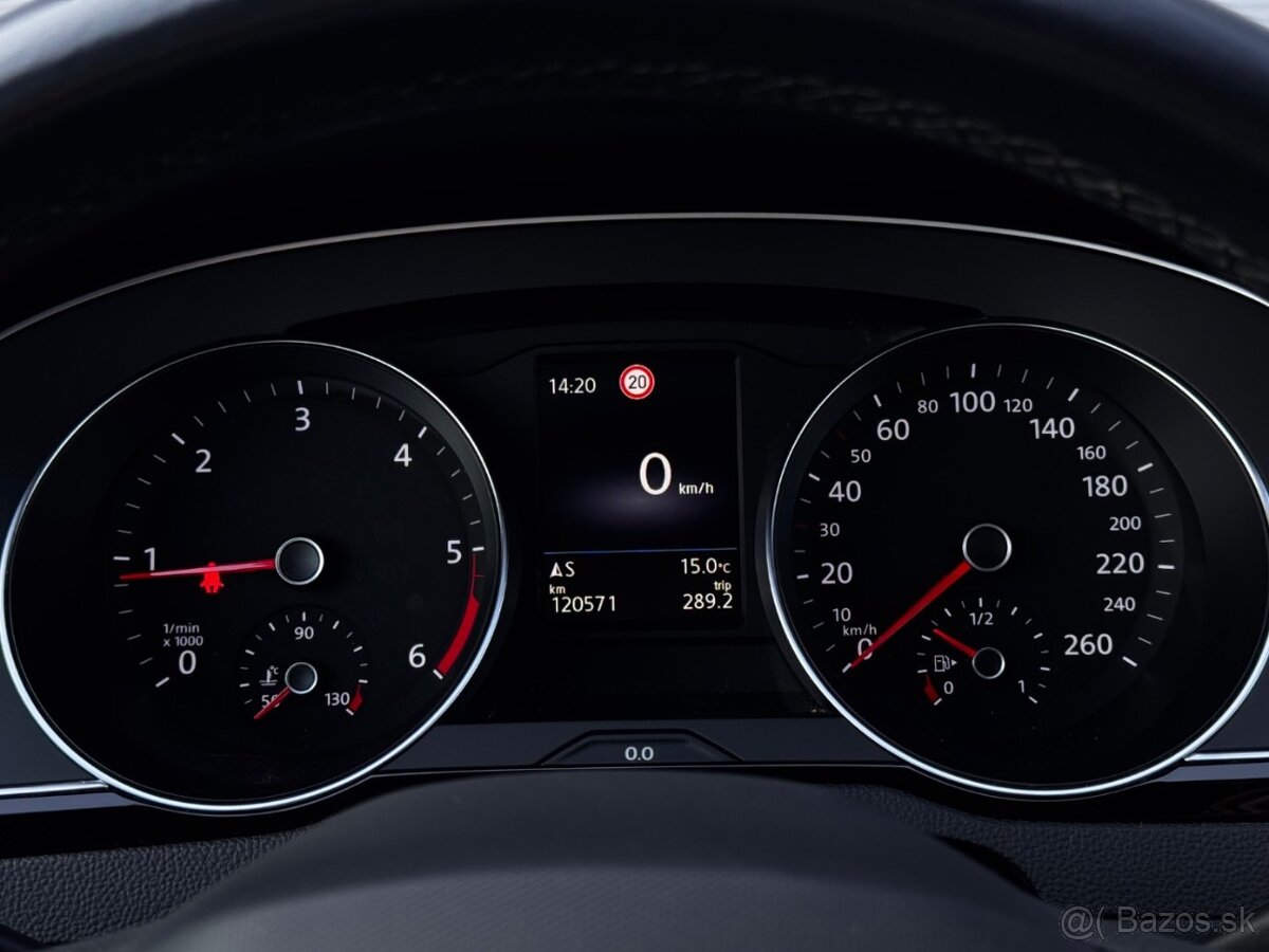 Volkswagen Passat 2.0 TDI EVO Elegance - 15