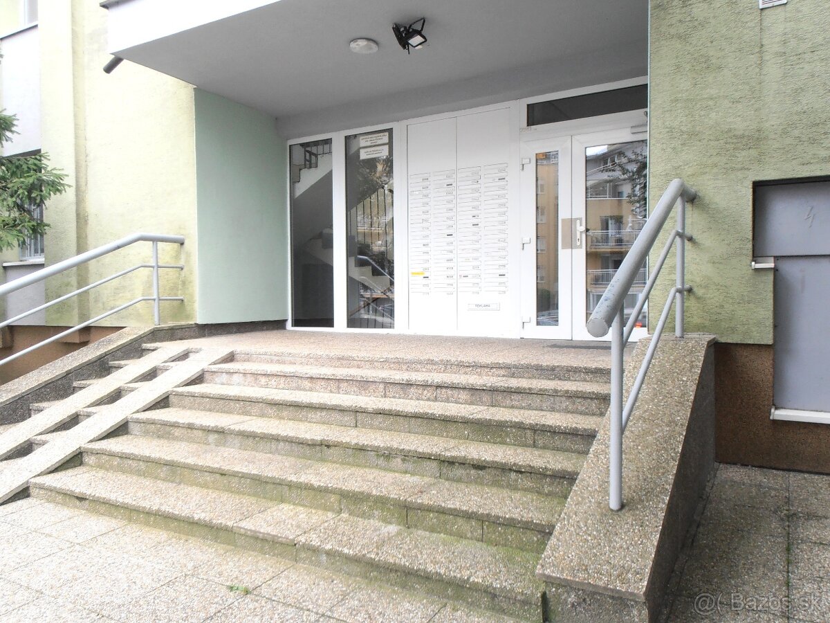 Prenájom 2 izb. bytu v BA I s parkovaním bezplatne - 15