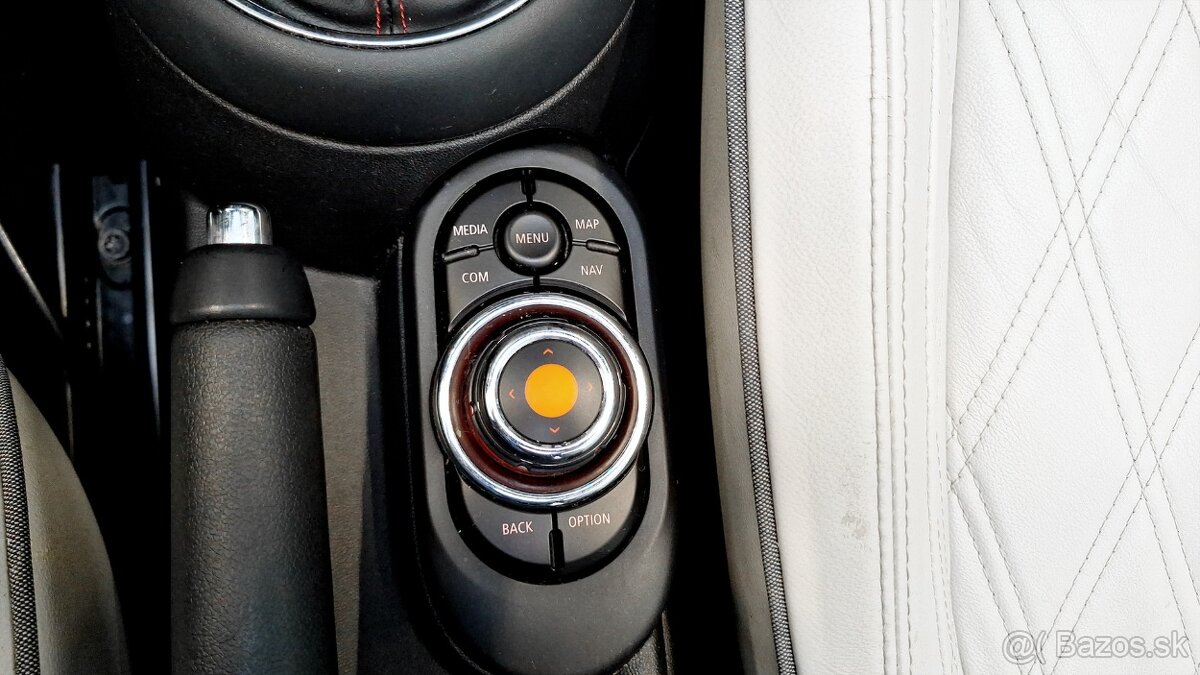 MINI JohnCooperWorks Cabrio - 15