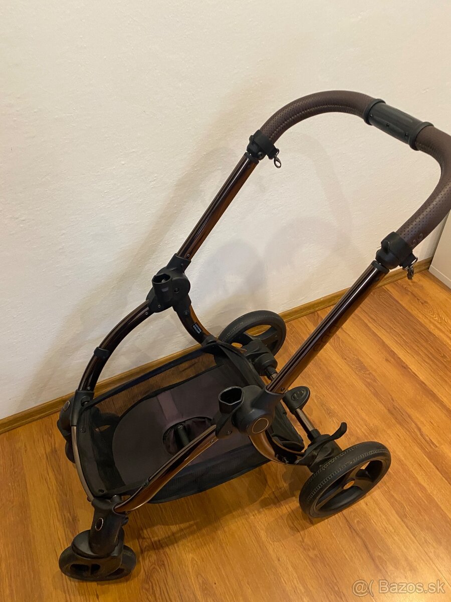 BabyStyle Egg2 set 9 v 1 - feather geo - 15