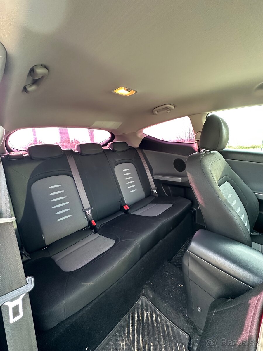 Kia Pro Cee´d 1.6 CRDi - 15