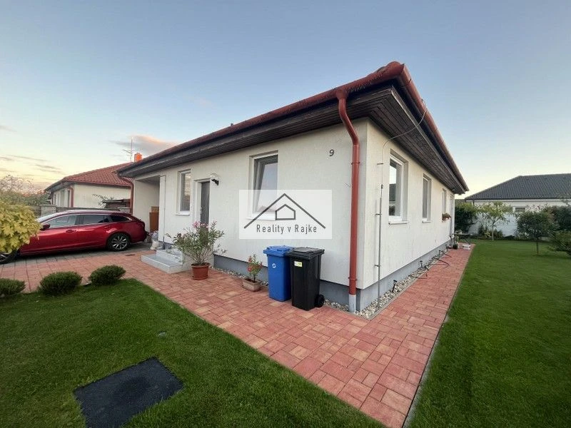 Kúzelný 3-izbový rodinný dom v Rajke - 15