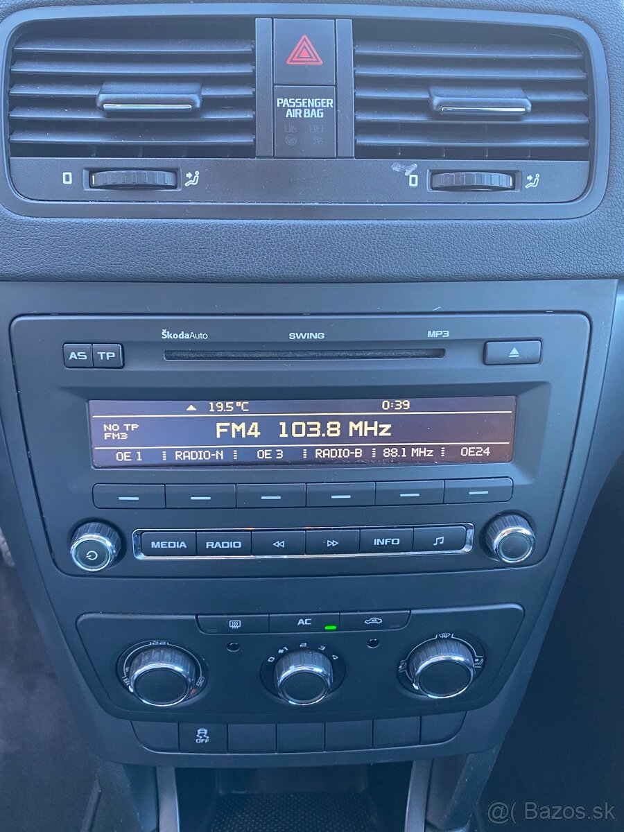 ŠKODA YETI 1,2 benzín - 15