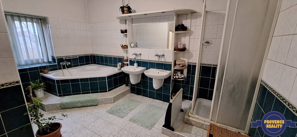 PREDAJ: Rodinný dom s pozemkom - BÚČ, EXKLUZÍVNE - 15