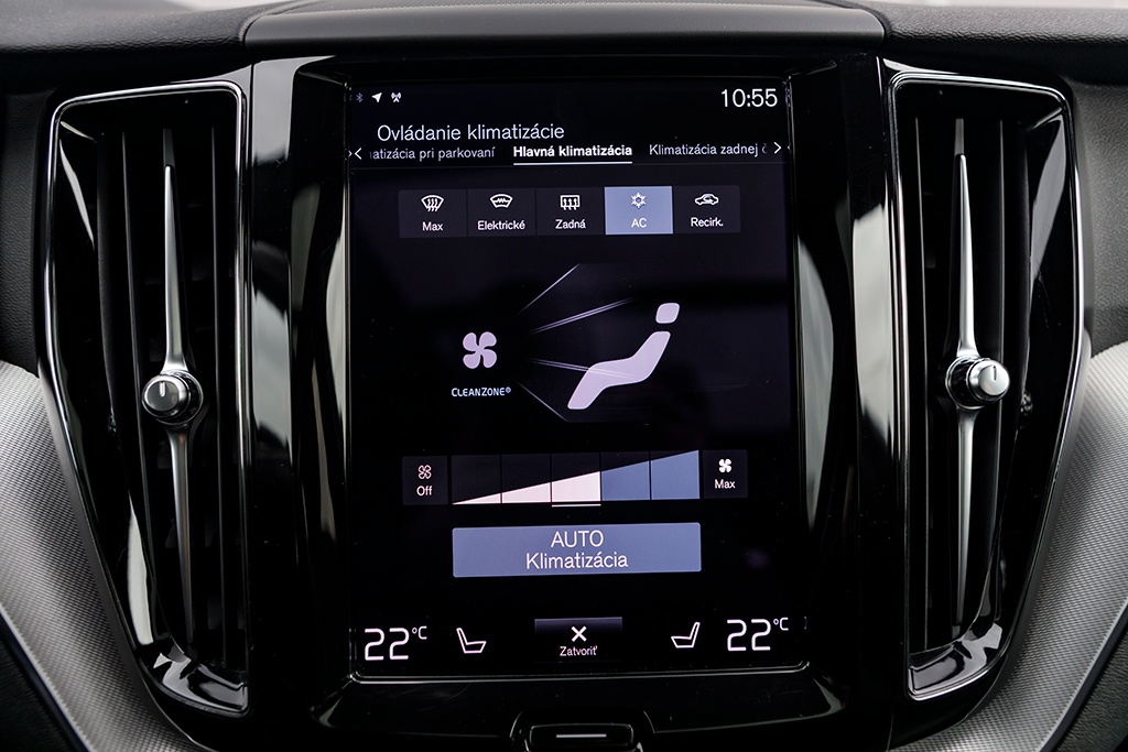 Volvo XC60 2.0 B5 mHEV R-Design AWD AT8 03/2021 - 15