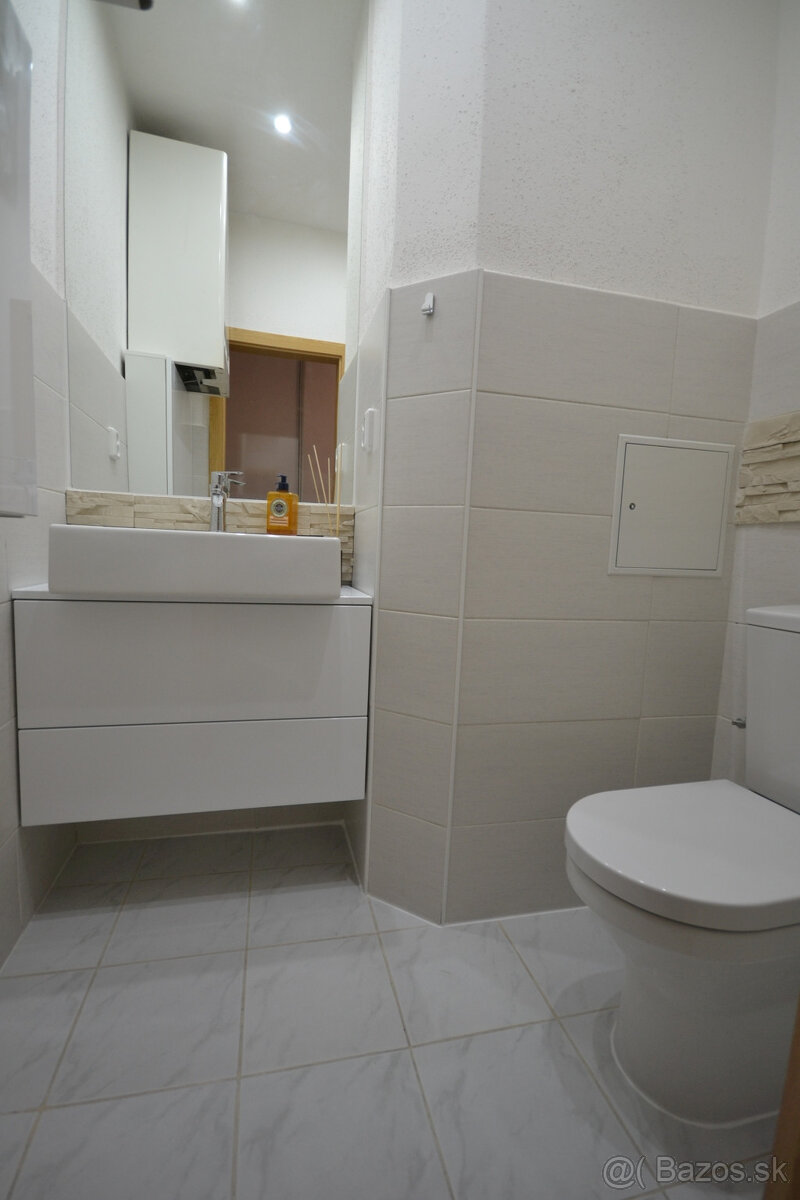 Krásny tichý 2-izb. byt 63m2 + balkón, BEZ PROVÍZIE - 15
