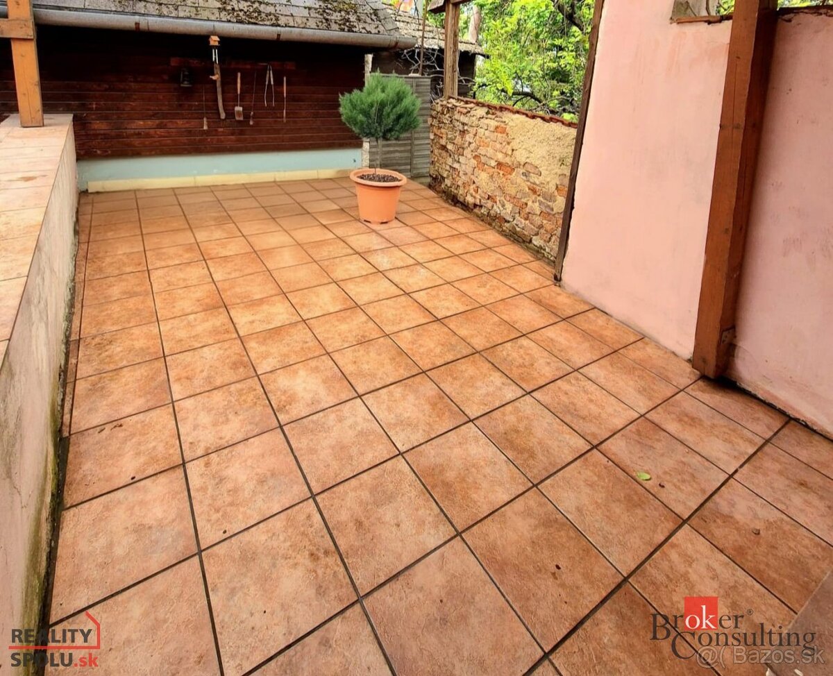 Dvojgeneračný rodinný dom Kežmarok - 15