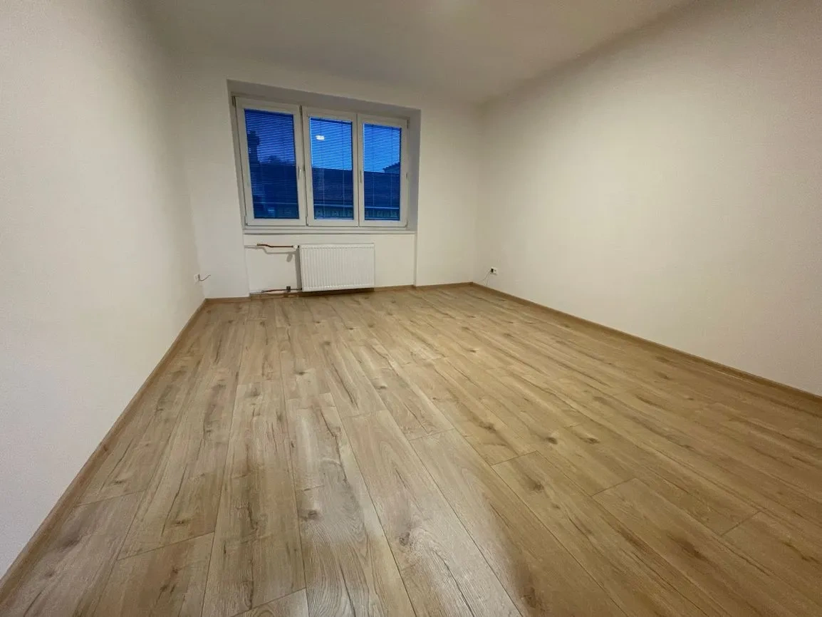 Na prenájom 2 izbový byt, Nová Dubnica - 15