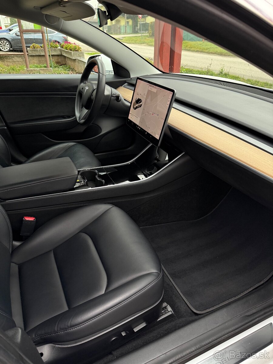 TESLA MODEL 3 Long Range AWD 350kW 75kWh AUTOPILOT/ŤAŽNÉ - 15