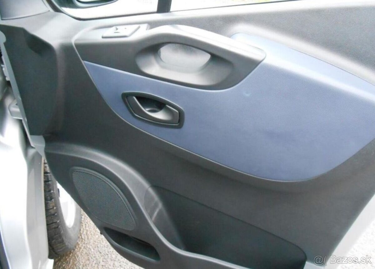 Opel Vivaro 1,6 92 kW 9 Míst Serviska nafta - 15