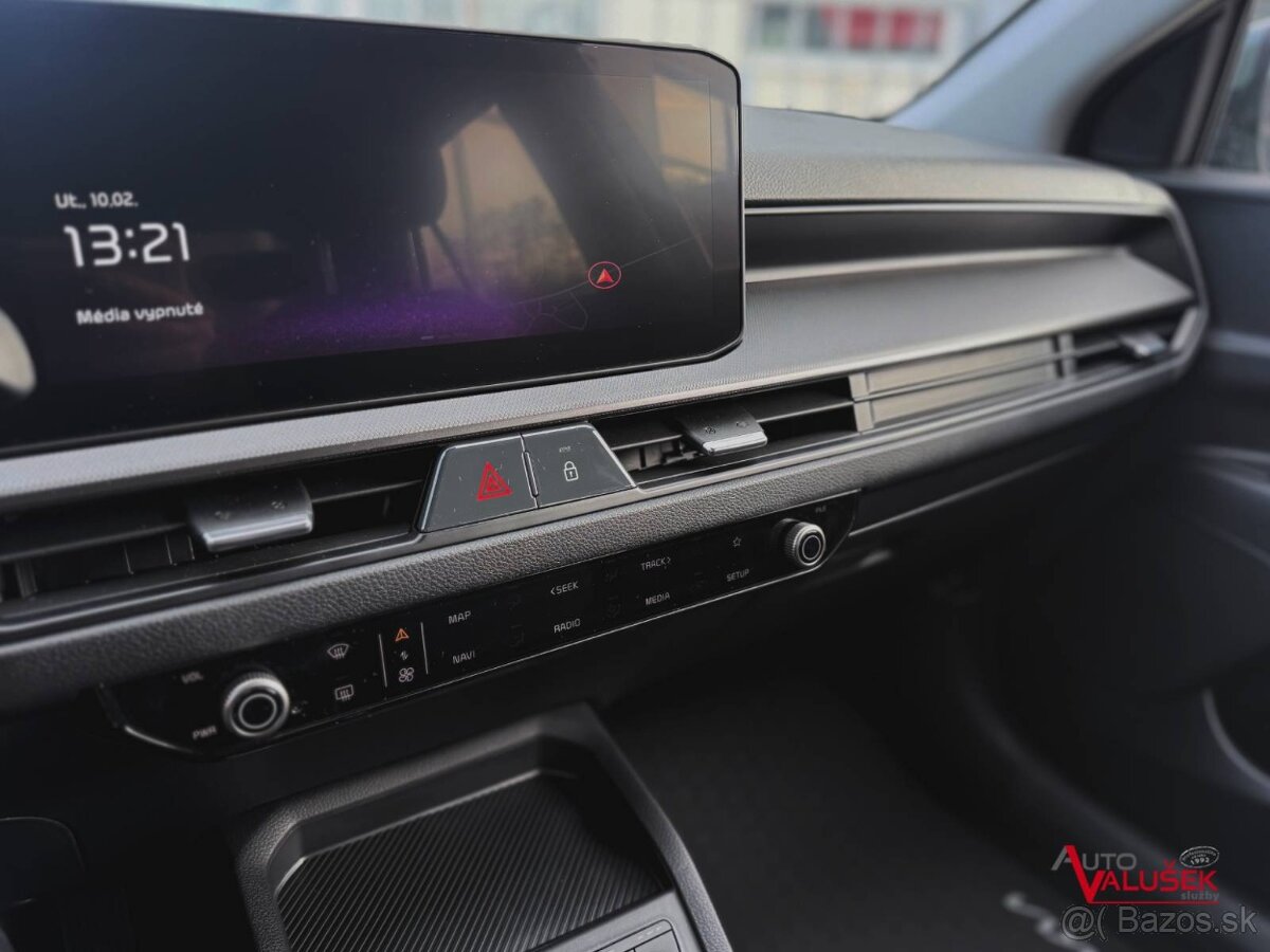 Kia STONIC 2026 1,0 T-GDi M6 SILVER + SILVER PACK - 15