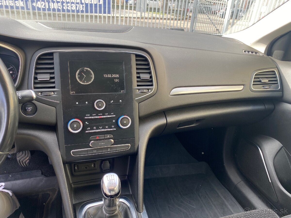 RENAULT MEGANE Hatchback 1.5 dCi - 15