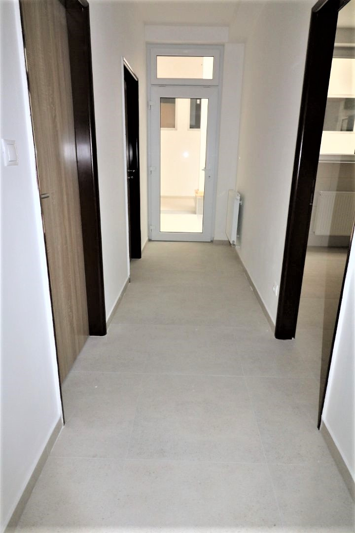 Prenájom priestoru 138 m2 na rôzne účely Bytčická ulica - 15