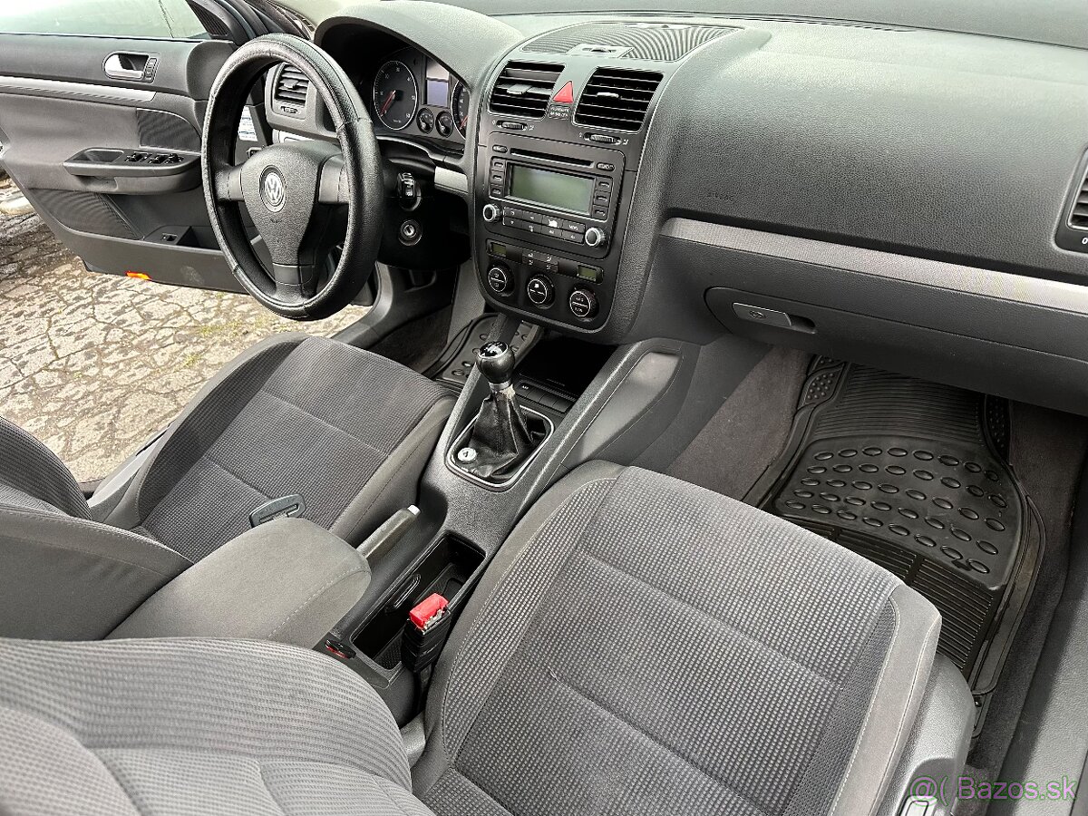 Volkswagen Jetta 2.0 TDI Comfortline 1K2 - 15