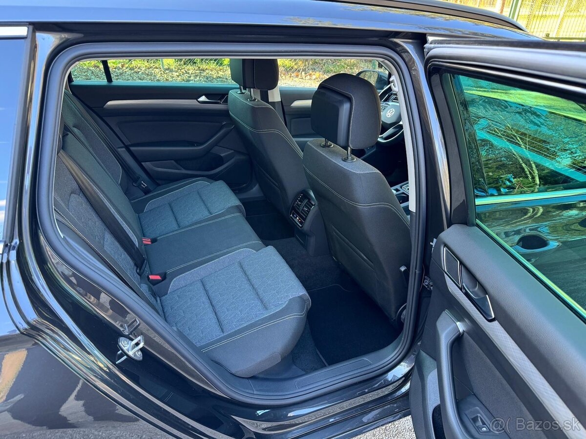 Volkswagen Passat Variant 2.0 TDI EVO Elegance DSG - 15