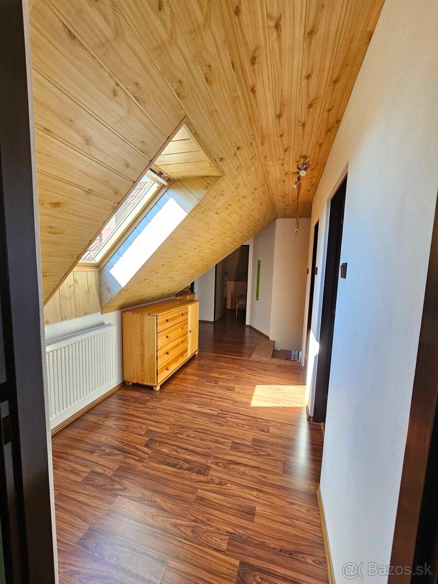 DOM / CHALUPA v obci Malá Lehota - 15