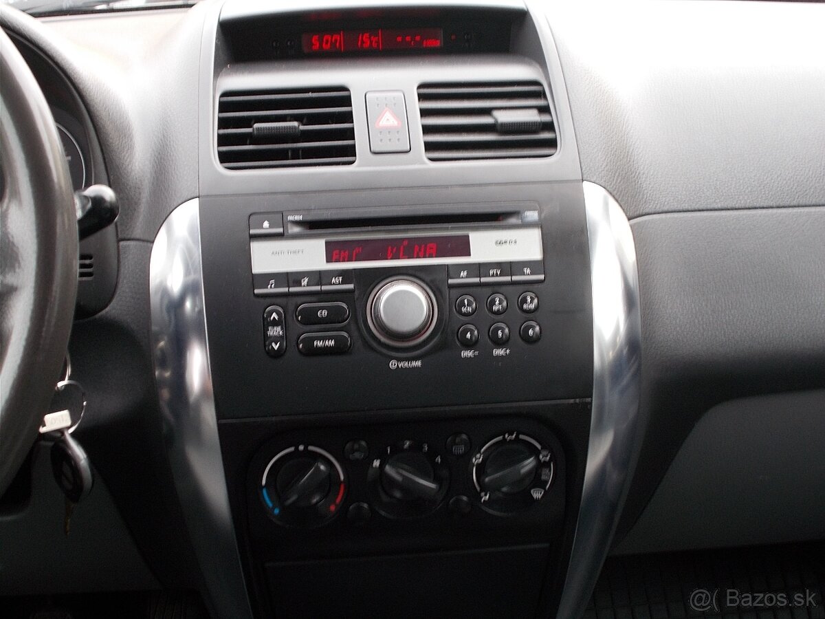 Suzuki SX4 1,5 2WD 5MT GLX - 15