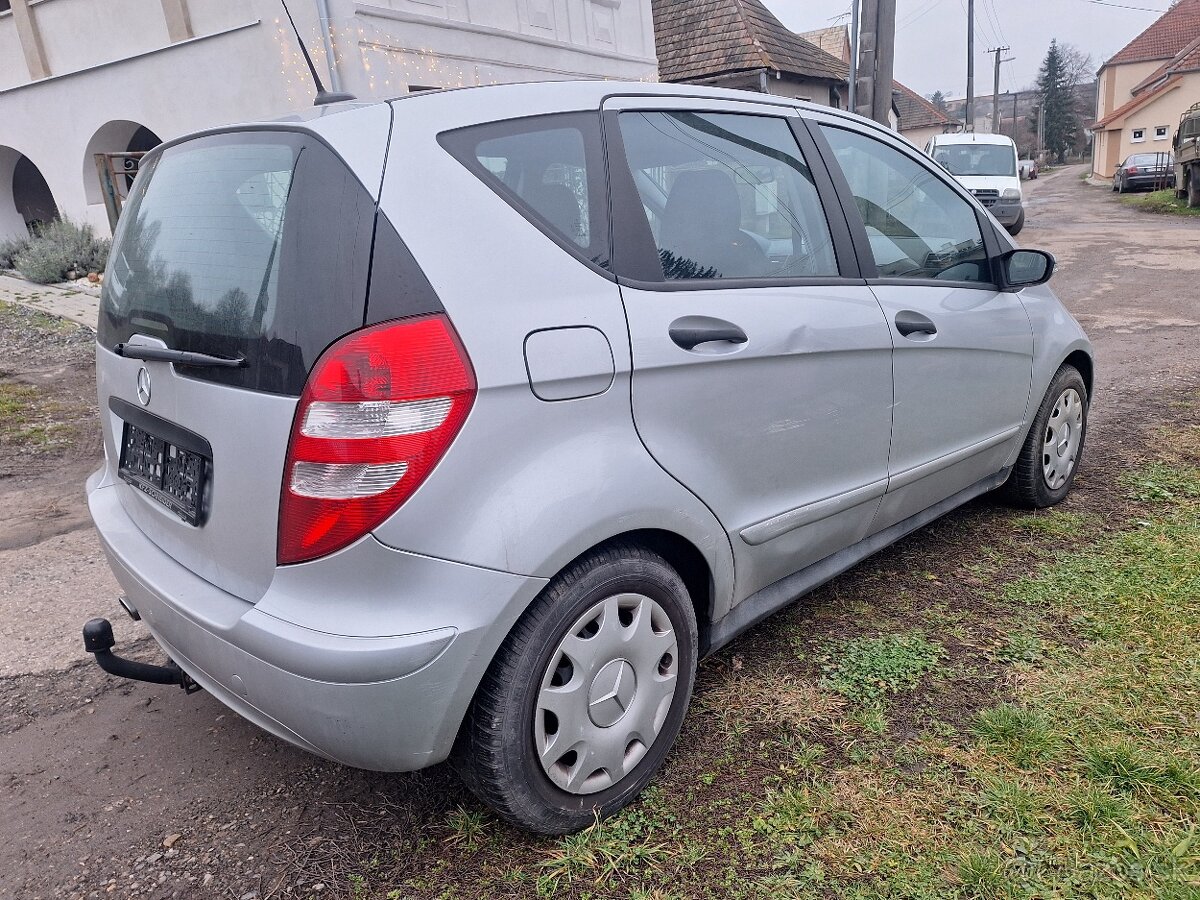 MERCEDES A 2.0 DIESEL AUTOMAT KLÍMA ŤAŽNÉ - 15