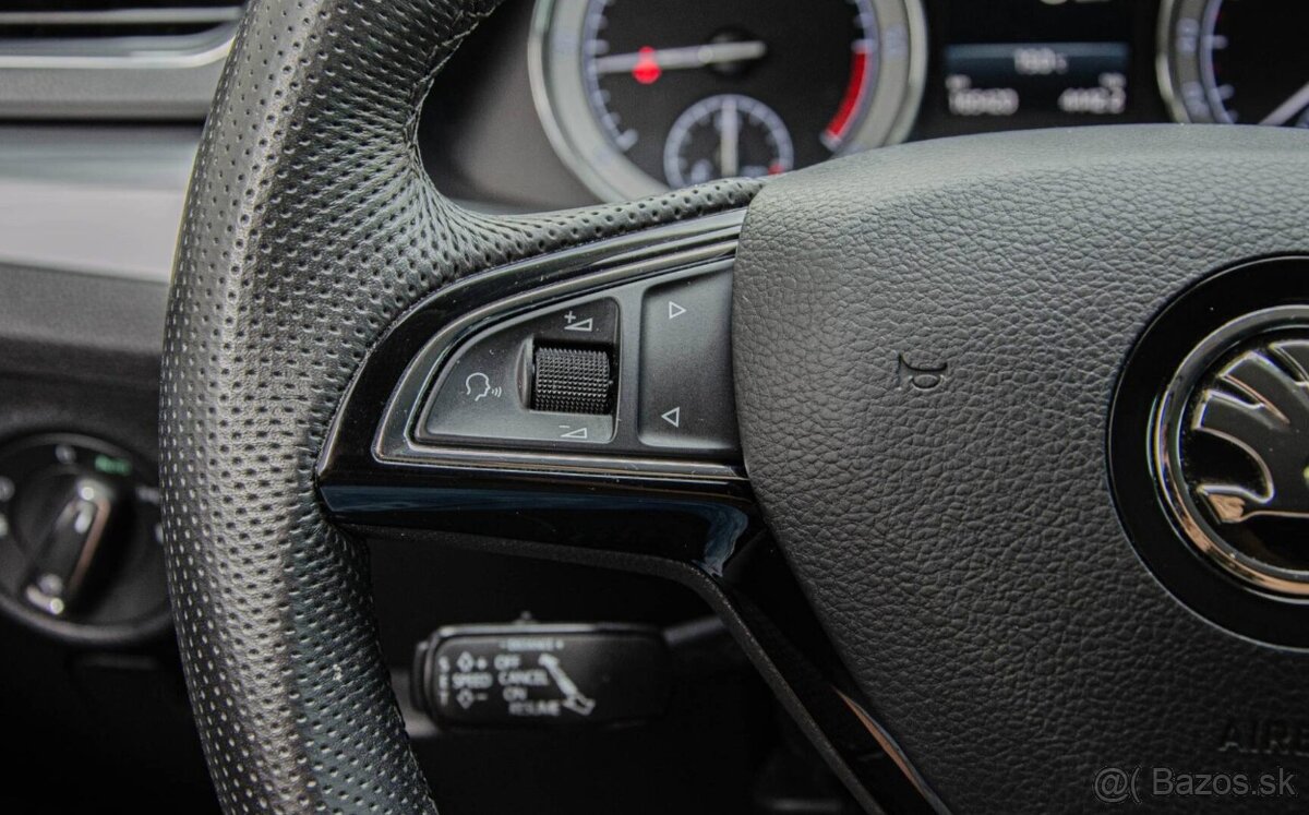 Škoda Superb 2.0 TDI SCR DSG - 15