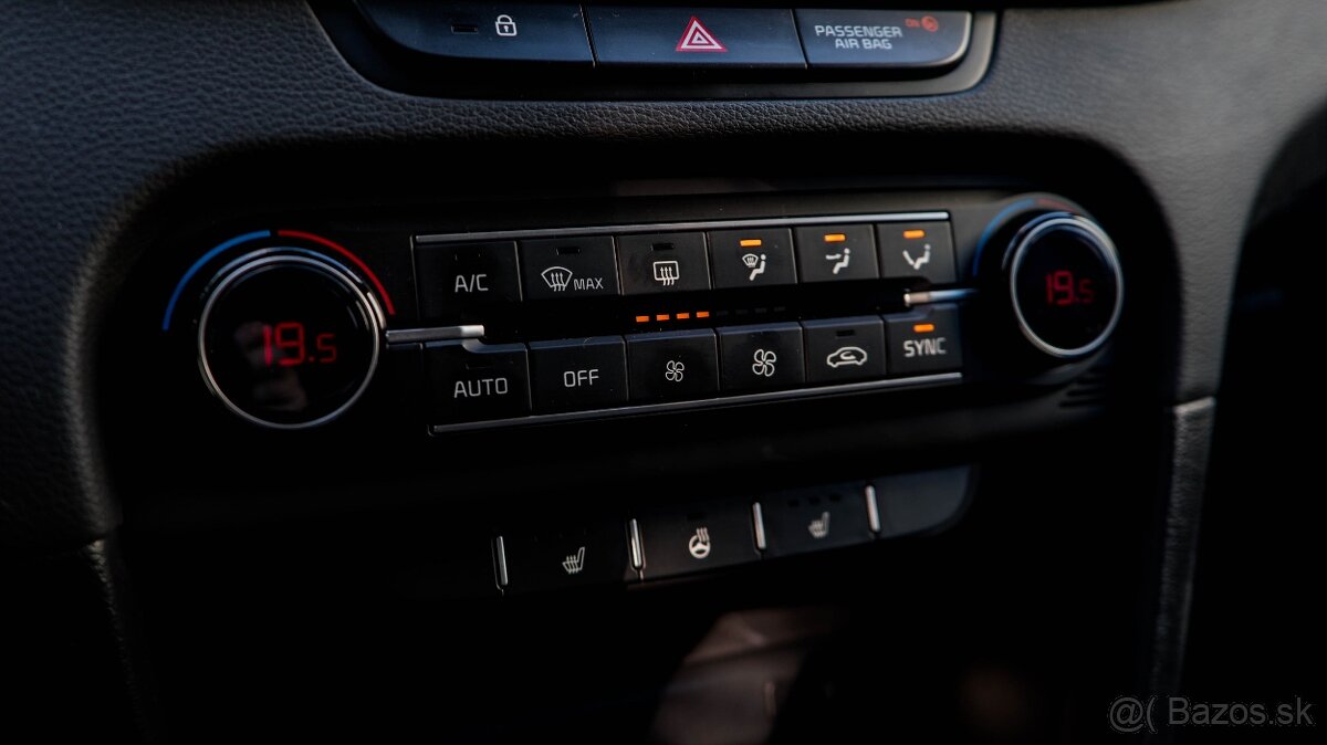 Kia Ceed SW 1.5 T-GDi GT-Line - 15