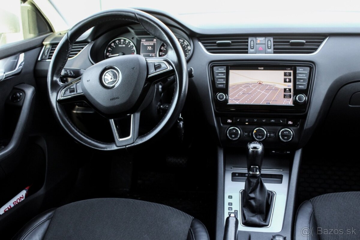 Škoda Octavia Combi 2.0 TDI Ambition DSG - 15