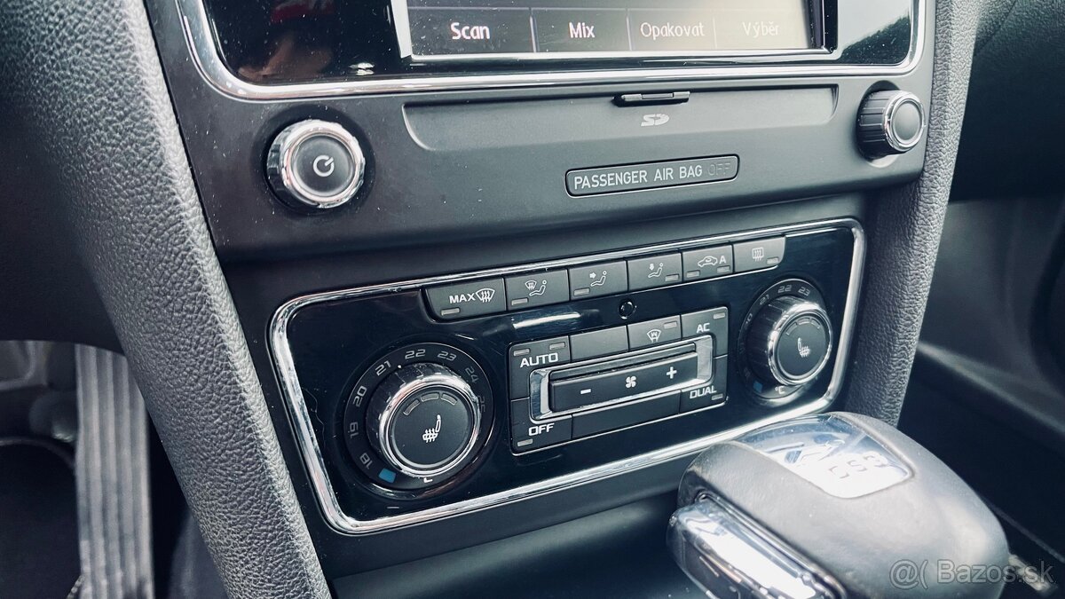 Škoda Superb combi dsg - 15