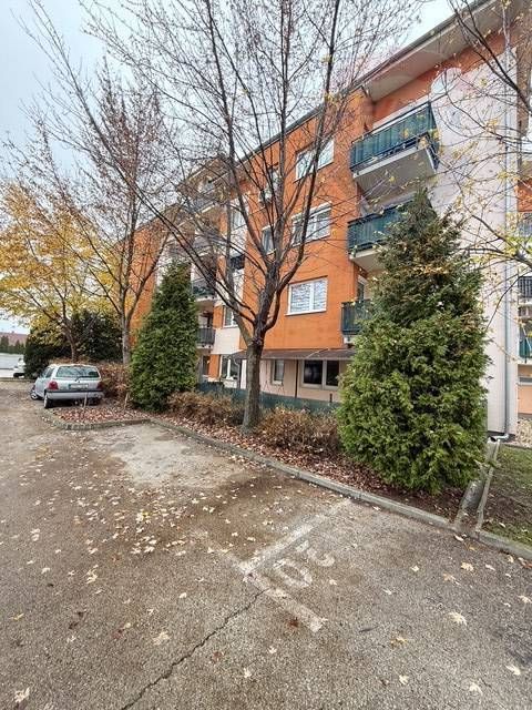 PRENÁJOM: 3IZBOVÝ ZARIADENÝ BYT, DUNAJSKÁ STREDA - UL. KRÁĽA - 15